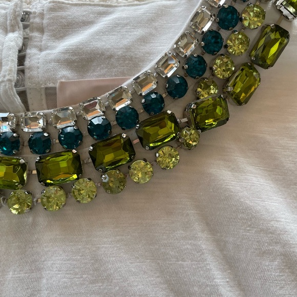 Cinq a sept embellished White Sleeveless Top. - Picture 5 of 11